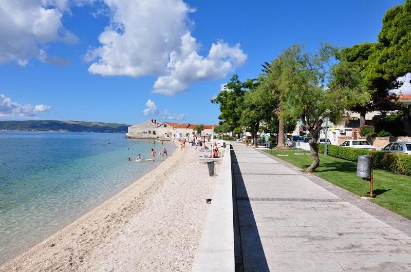 Sunny Apartment By The Beach Kaštel Štafilić Esterno foto